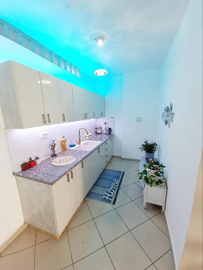 Amazing Modern Room 4 Min From The Tram القدس المظهر الخارجي الصورة